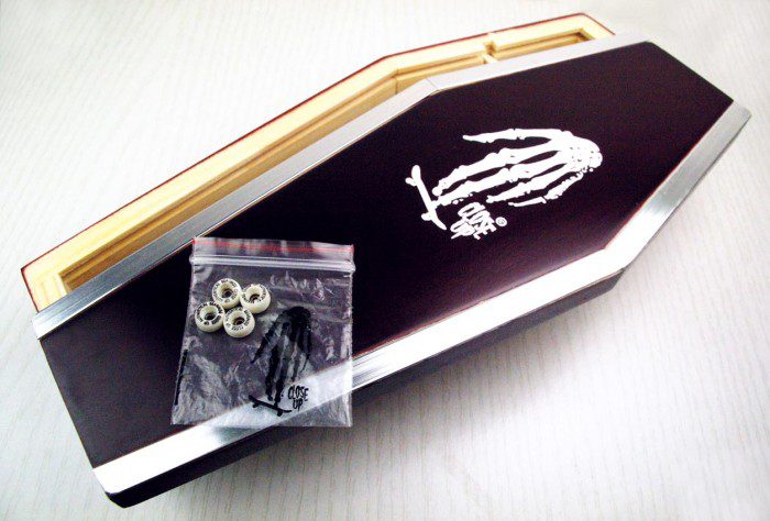 COFFINCURB+BW COFFINCURB+BW 700x474 Coffin Curb2 + Bearing Wheels Set 30,00 € photo