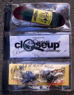 Close Up 5Boro Guillaume Duloup model – 19,50 € ($28,50 USD)