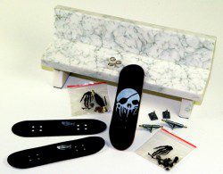 CLOSEUP-FINGERBOARD-GREY-BENCH-+-GEN4-ANTIZ-SKULL SET