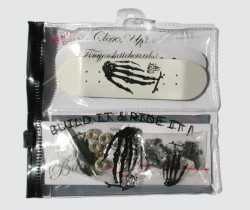 CLOSEUP NEW GEN3 SKULL HAND SET WHITE : 19,00 € ($27,75 USD)