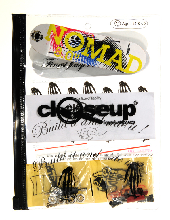 NOMAD closeup yellow model Close Up NOMAD Skateboards Yellow model   19,50 € ($28,50 USD) photo