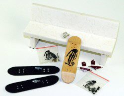 PACK SET GEN4 + WHITE BENCH CLOSEUP FINGERBOARD 250x193 CloseUp FingerSkateboard products photo