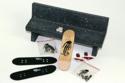 PACK SETGEN4 + BLACK BENCH CLOSEUP FINGERBOARD 250x166 CloseUp FingerSkateboard products photo