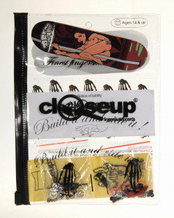 Close Up Close Up Dream Skateboards Girl 5