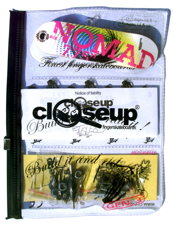 closeup-model-NOMAD-7,75-set-red closeup model NOMAD 775 set red Close Up NOMAD Skateboards Pink model 19,50 € ($28,50 USD) photo